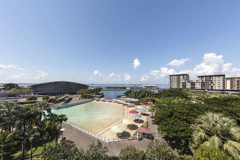 Adina Apartment Hotel Darwin Waterfront - Seniors Australia 4