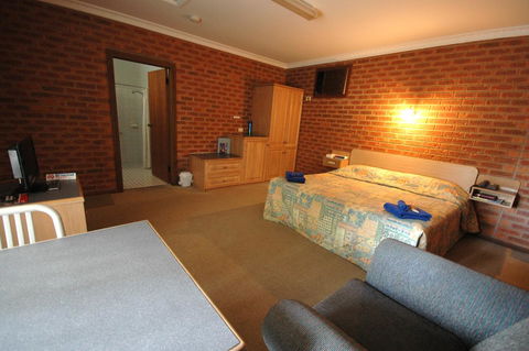 Burra Motor Inn - Seniors Australia 44