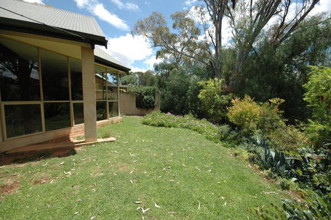 Burra Motor Inn - Seniors Australia 23