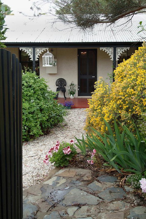 Jasmine's Barossa Valley Cottage - Seniors Australia 17