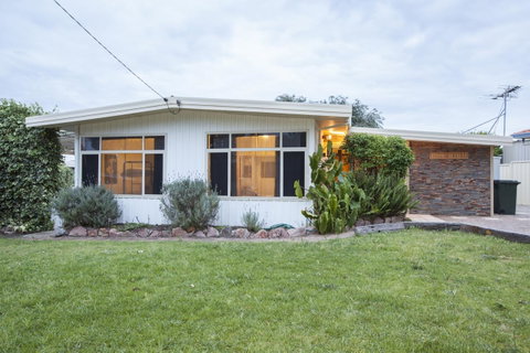 Rustic Retreat Esperance - Seniors Australia 5