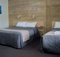 Hopetoun Motel  Chalet Village - Seniors Australia