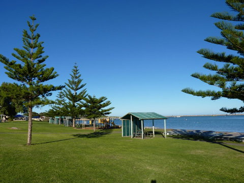 Leander Reef Holiday Park - Seniors Australia 5