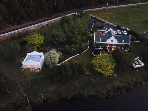 Forth River Cottage - Seniors Australia 2