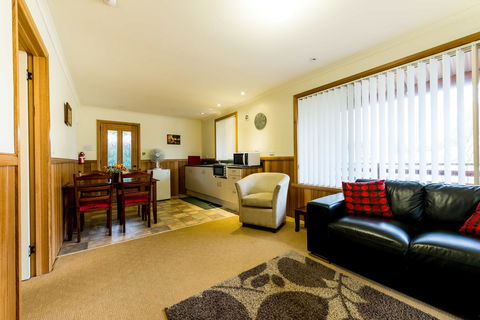 Driftwood Strahan Villas - Seniors Australia 7