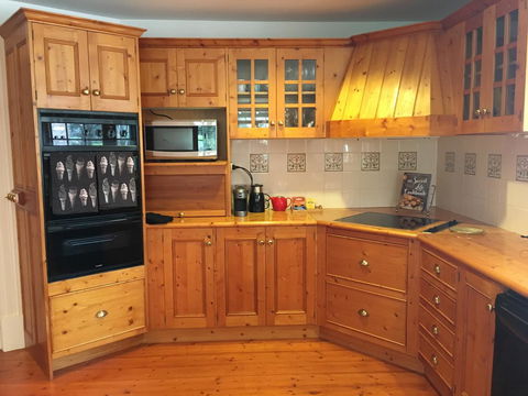Clayfield Homestead - Seniors Australia 6
