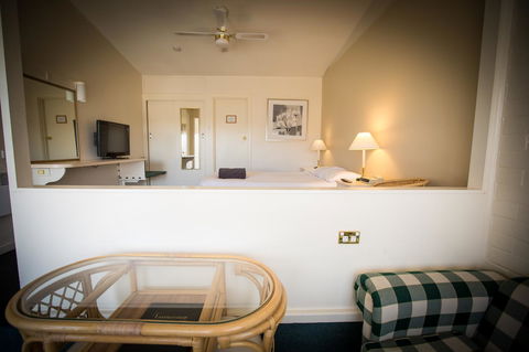 Abel Tasman Airport Motor Inn - Seniors Australia 37