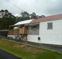 Riders Hut - Derby - Seniors Australia