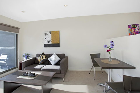 Astra Apartments Glen Waverley @Springvale RD - Seniors Australia 9