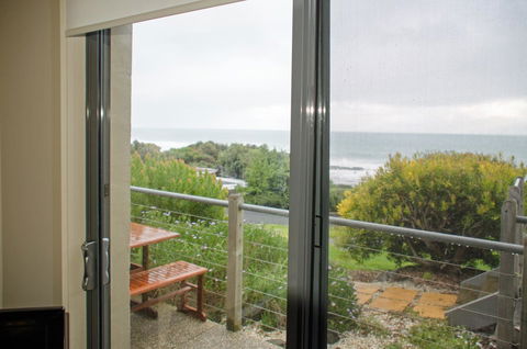 A Great Ocean Road Resort Whitecrest. - Seniors Australia 16