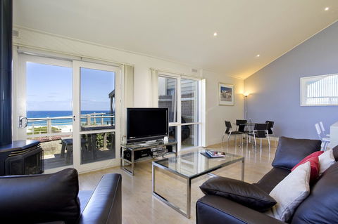 A Great Ocean Road Resort Whitecrest. - Seniors Australia 4