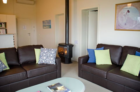 A Great Ocean Road Resort Whitecrest. - Seniors Australia 22