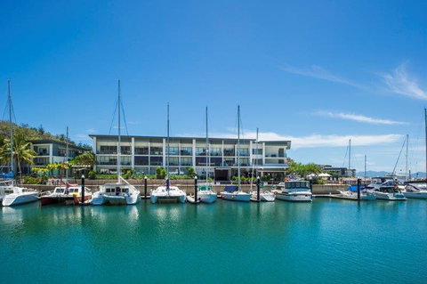 Absolute Waterfront Magnetic Island - Seniors Australia 14