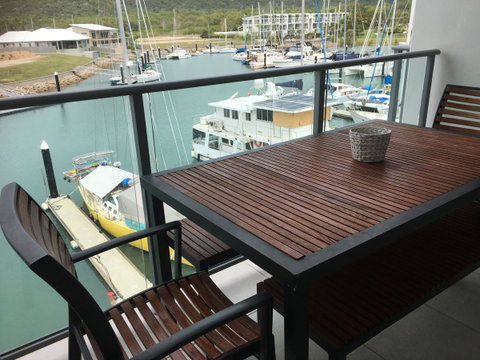 Absolute Waterfront Magnetic Island - Seniors Australia 27