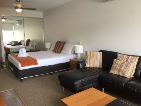 Absolute Waterfront Magnetic Island - Seniors Australia 22