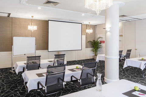 Best Western Plus Hotel Diana - Seniors Australia 10