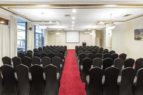 Best Western Plus Hotel Diana - Seniors Australia 13