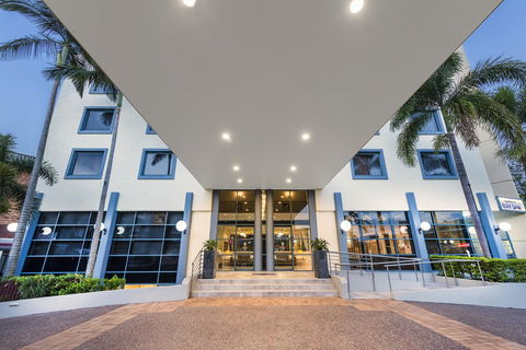 Best Western Plus Hotel Diana - Seniors Australia 1