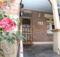 123 Hill St Heart of Orange Double Brick - Seniors Australia