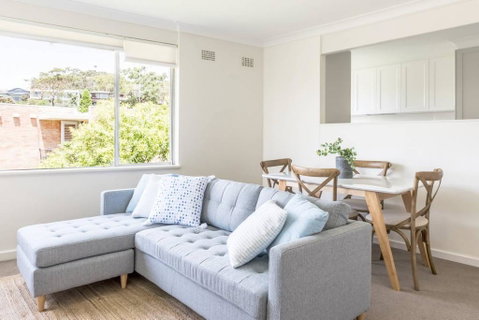 2 Bedroom Luxury Apt On Balmoral Beach - Seniors Australia 2