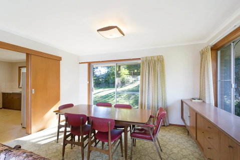 2 Water Crescent - Retro Haven - Seniors Australia 2