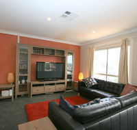 2/17 Jillamatong Street - Seniors Australia