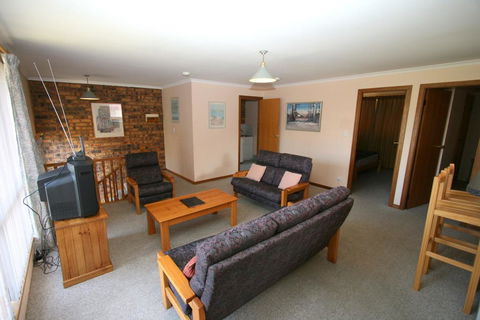 3/9 Park Road, Jindabyne - Seniors Australia 0