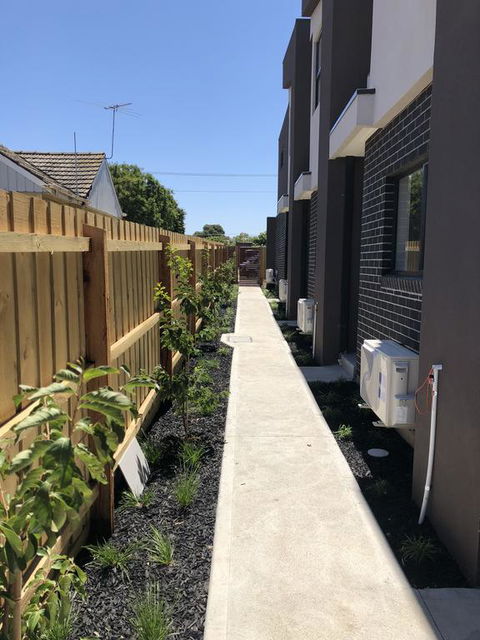 A Brand New Private Townhouse - Seniors Australia 3
