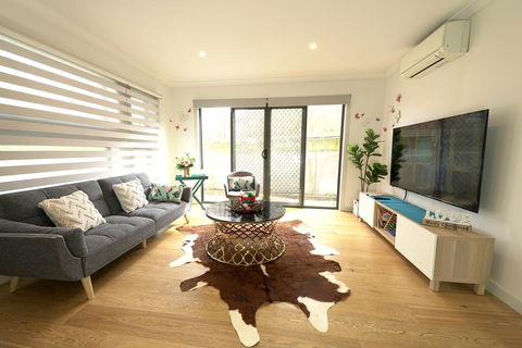 A Cozy 3BRM House At Doncaster - Seniors Australia 0