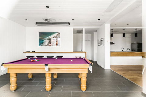 A PERFECT STAY - Adam + Eve - 2 Bedroom Luxury Apartment In Eve Tower - Seniors Australia 3