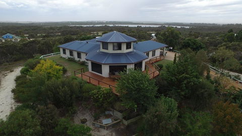 A Tranquil Retreat - Seniors Australia 0