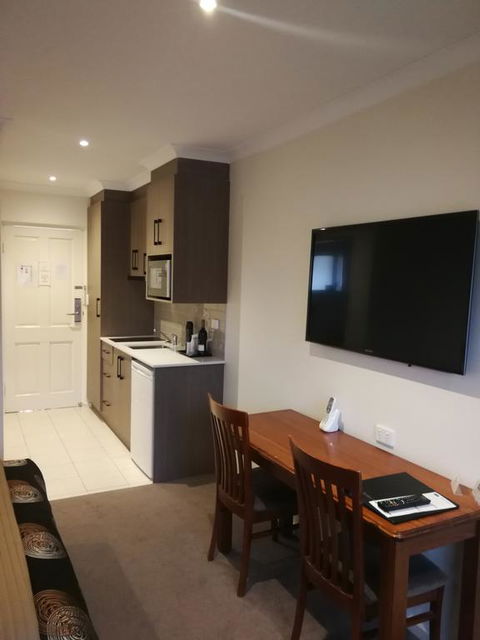 Addison Motor Inn - Seniors Australia 3