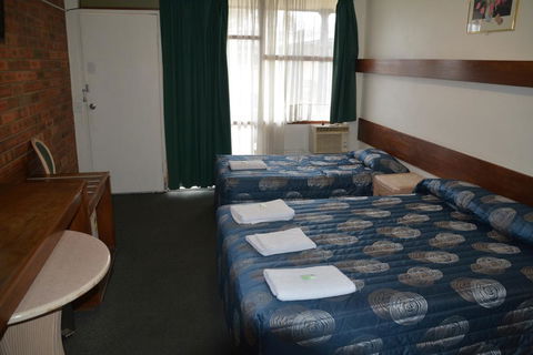 Adrian Motel - Seniors Australia 2