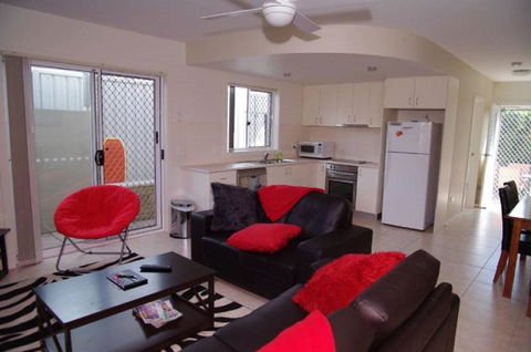 Adrift, 5B Scott Street - Seniors Australia 0