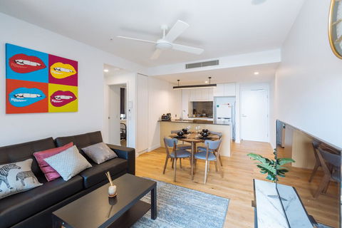 Airtrip Apartments On Cordelia St - Seniors Australia 0