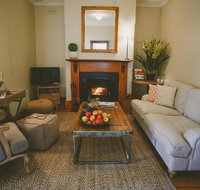 Apple Cottage Orange NSW - Seniors Australia