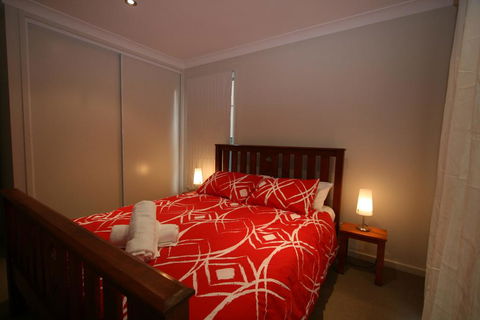 Aspect 1/8a Poly Cow Lane - Seniors Australia 1