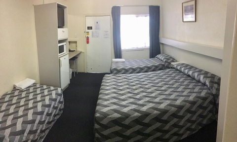 Balonne River Motor Inn - Seniors Australia 1