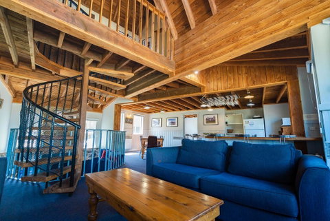 Banjo's Chalet, Alpine-getaways - Seniors Australia 1
