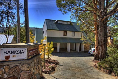 Banksia 2/35 Townsend Street - Seniors Australia 0