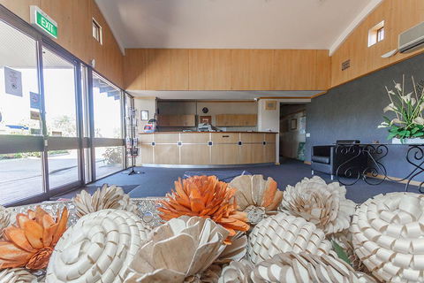 Banksia Motel - Seniors Australia 2