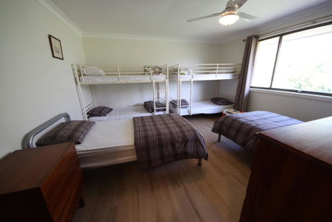 Barefoot Bungalow At Hat Head - Seniors Australia 2