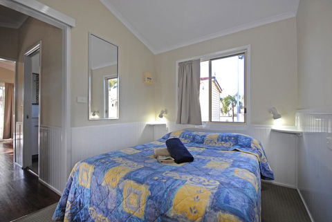 Barrack Point Holidays - Seniors Australia 2