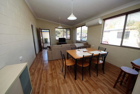 Beach Unit 7 At Hat Head - Seniors Australia 2