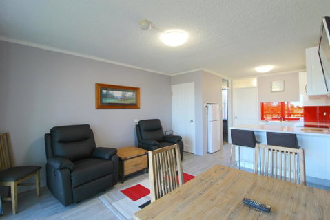Beachfront 4, 25 Willow Street - Seniors Australia 1