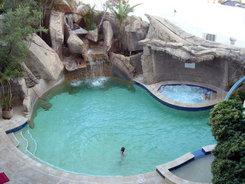 Beachfront Mooloolaba Apartment - Seniors Australia 3