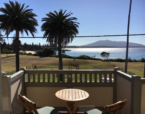 Bermagui Beach Hotel - Seniors Australia 0