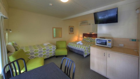 Bermagui Motor Inn - Seniors Australia 1