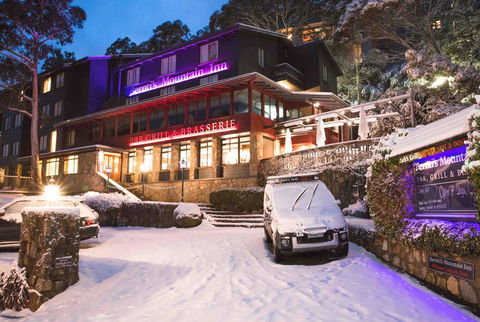 Bernti's Mountain Inn - Seniors Australia 2