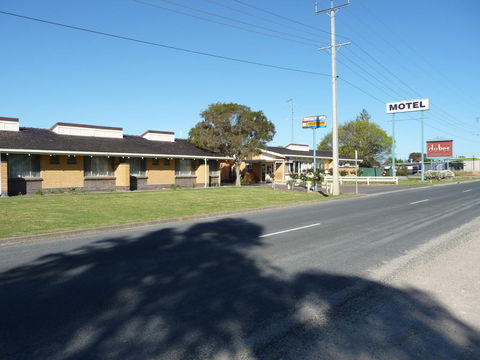 Bordertown Dukes Motorinn - Seniors Australia 3